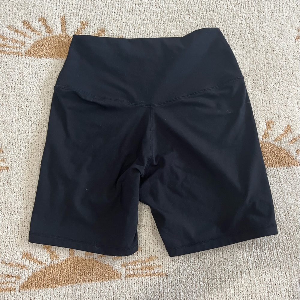 Yunoga Buttery Soft Biker Shorts